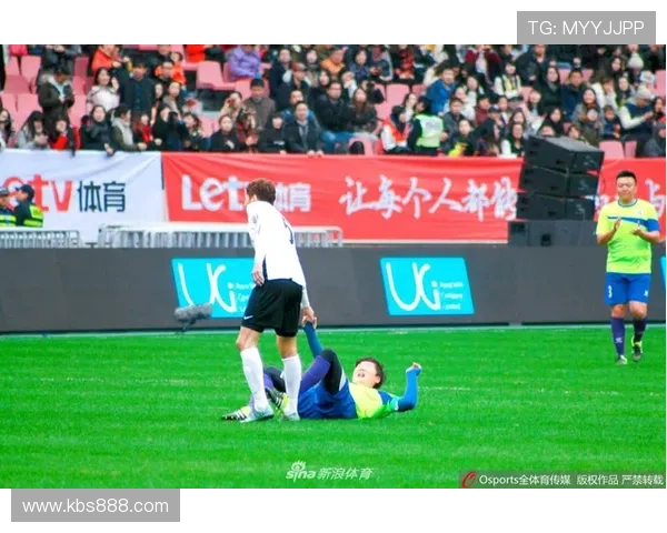 选拔欧美足球明星挑战赛展现球技与团队合作的精彩对决