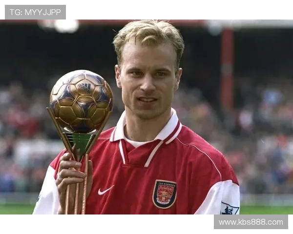 哪位足球明星的嘴唇闪耀如星光引人注目成为时尚潮流的焦点