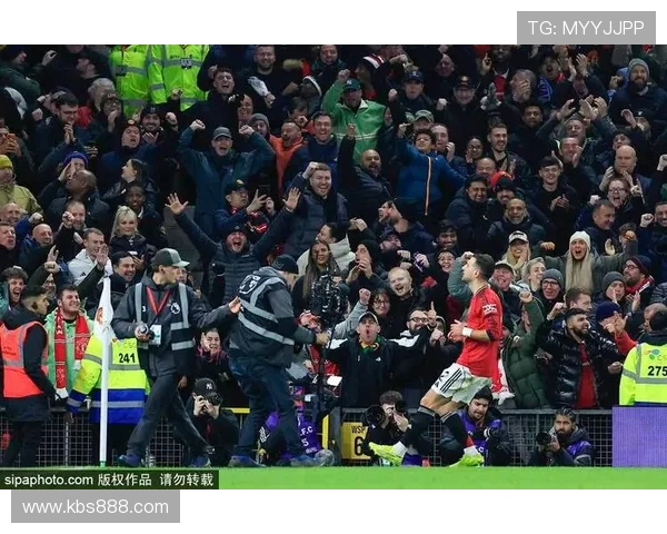 足球明星身高不够但魅力无限揭秘丑矮球员的成功之路与心路历程